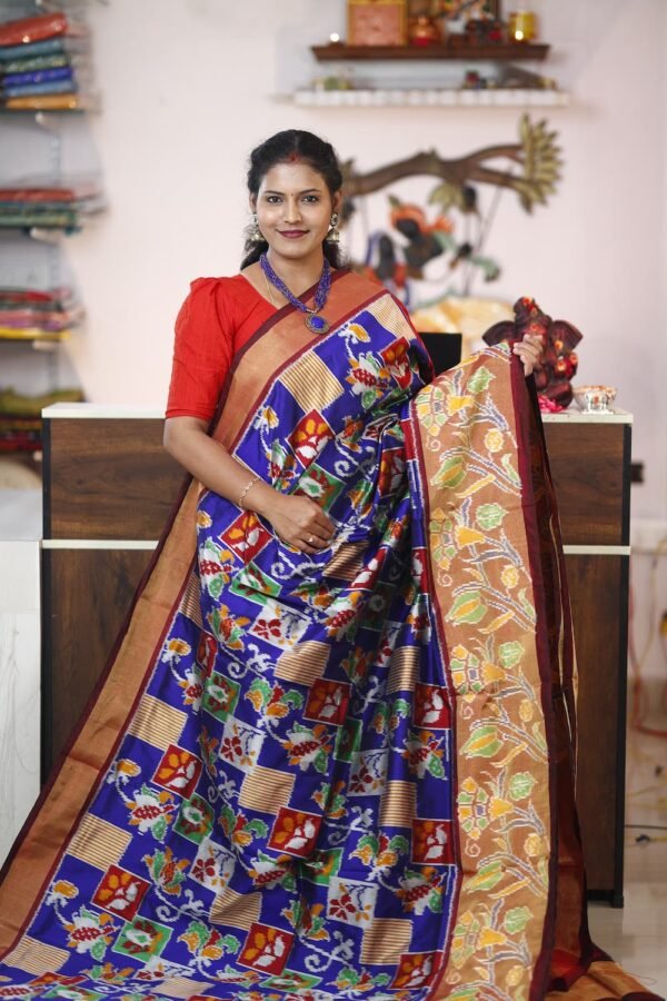 Blue Orange Checks Madthasu Design Pattu Saree