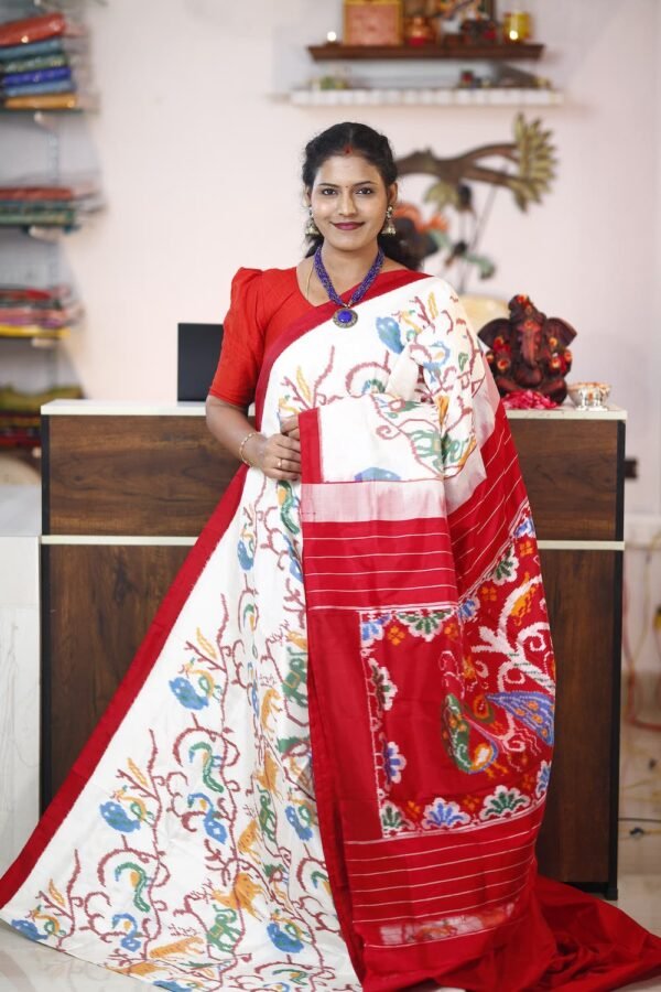 White & red Madthasu design Pochampally saree 2