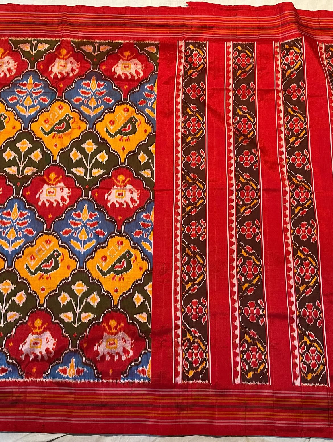 Colourful Hyderabad Patola Silk Saree - Image 2