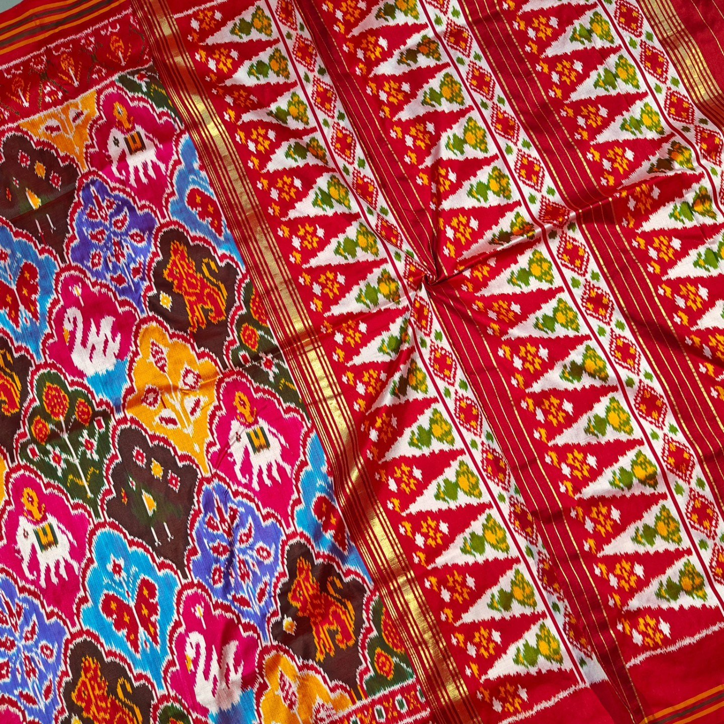 Pochampally Ikkat Chhabdi Patola Saree