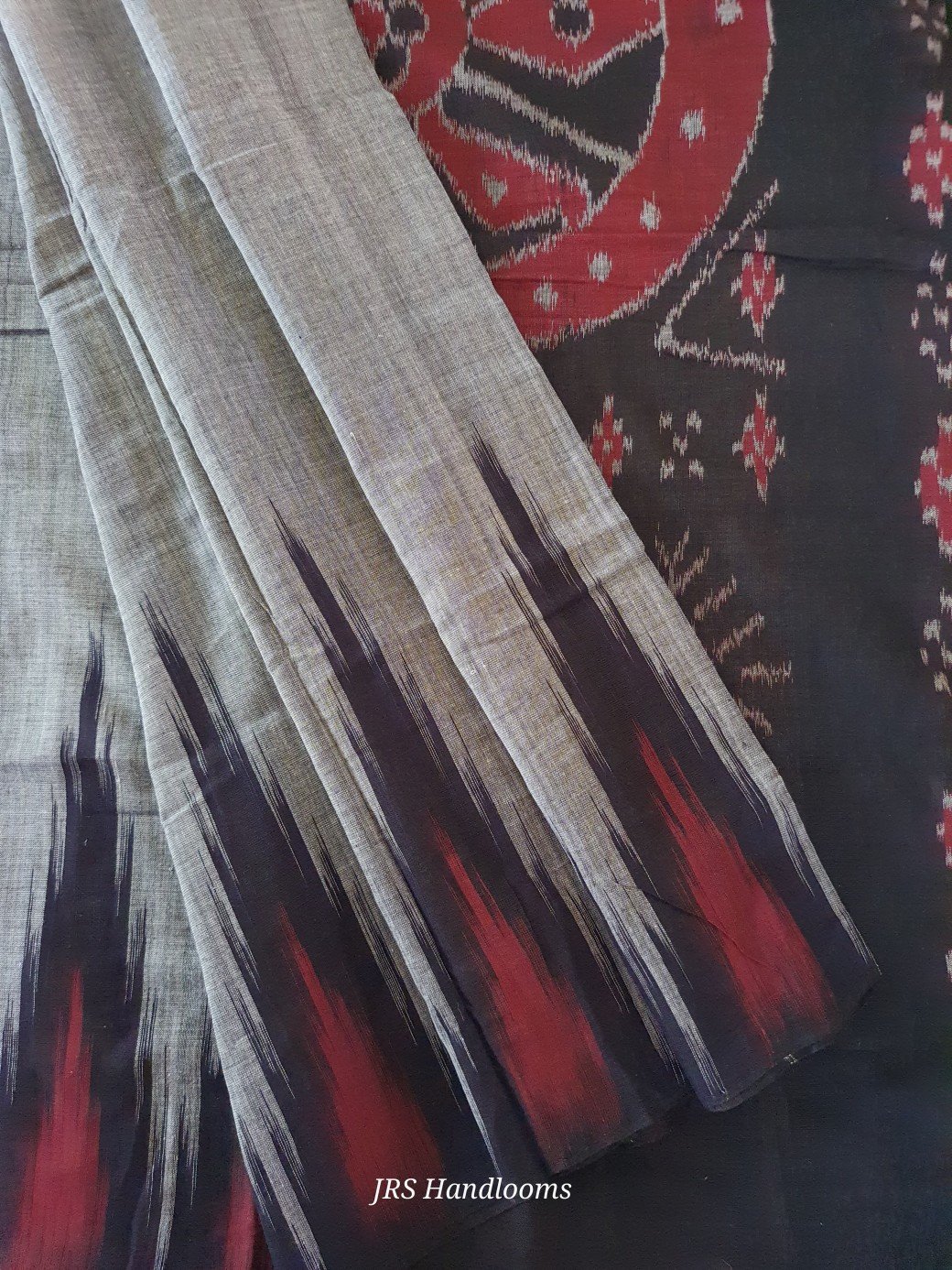 maroon black temple border, plain grey saree body and black ikkat pallu