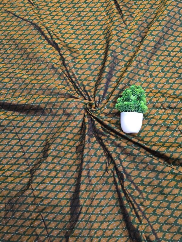 Iakt cloth