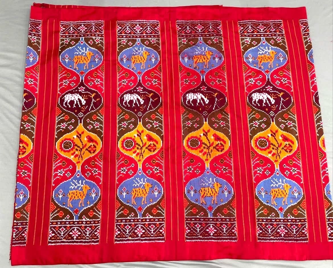 Handwoven Red Pochampally Patola Saree - Image 2