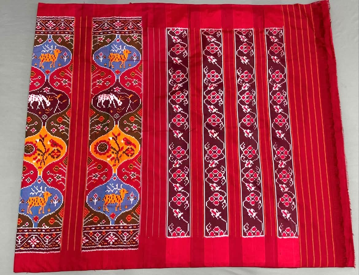Handwoven Red Pochampally Patola Saree