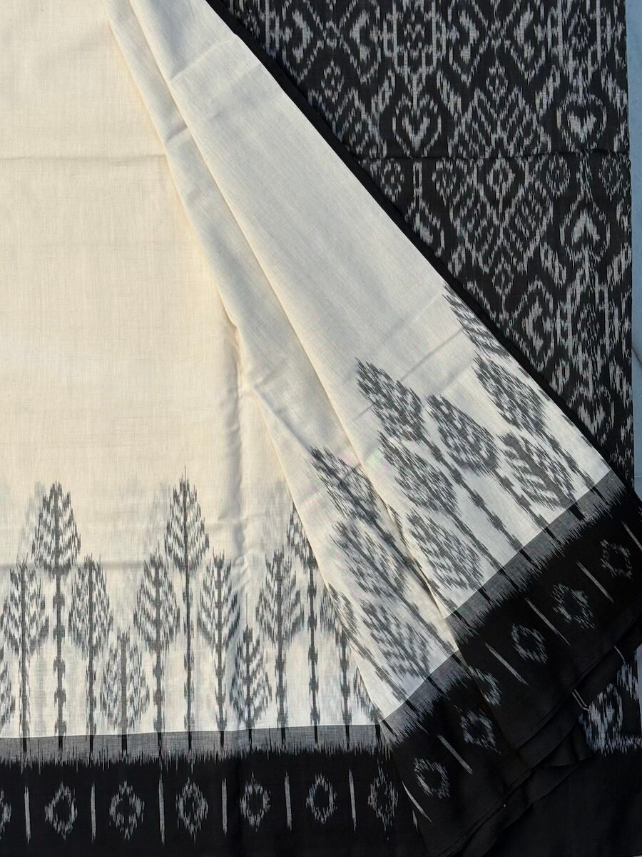 White Ikat Handloom Cotton Saree - Image 3