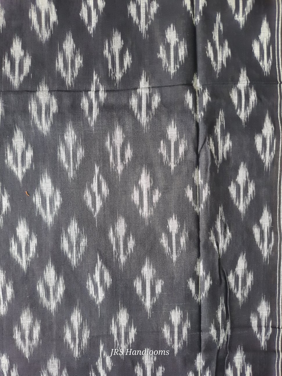 black cotton saree pallu