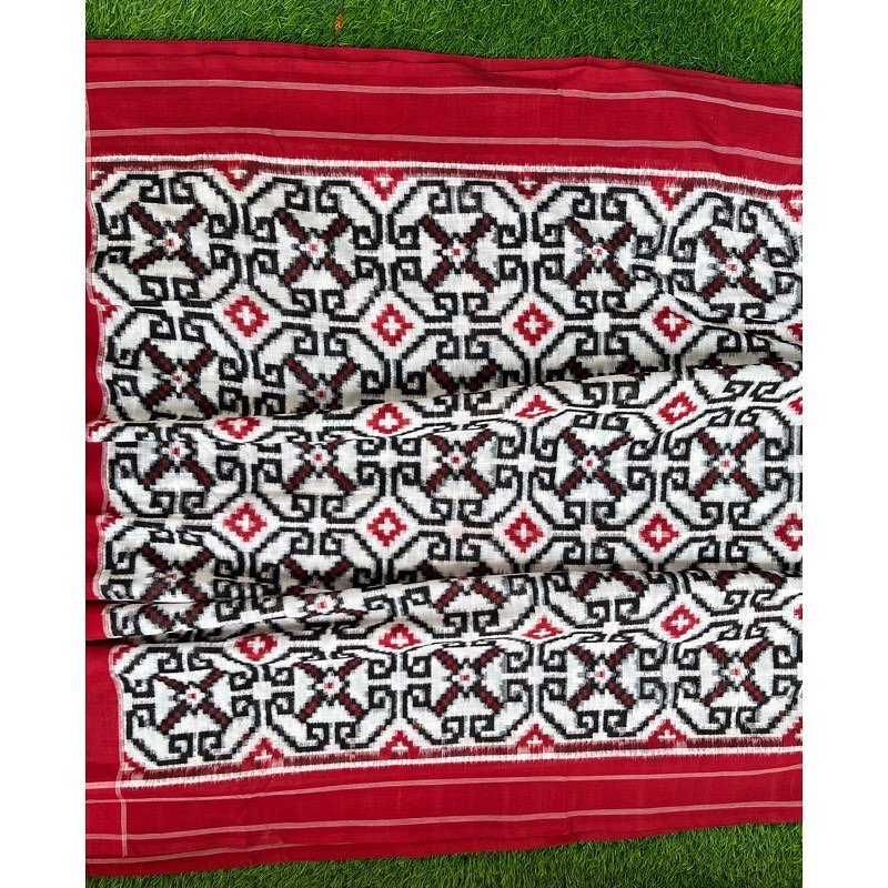 Geometric design telia rumal cotton saree