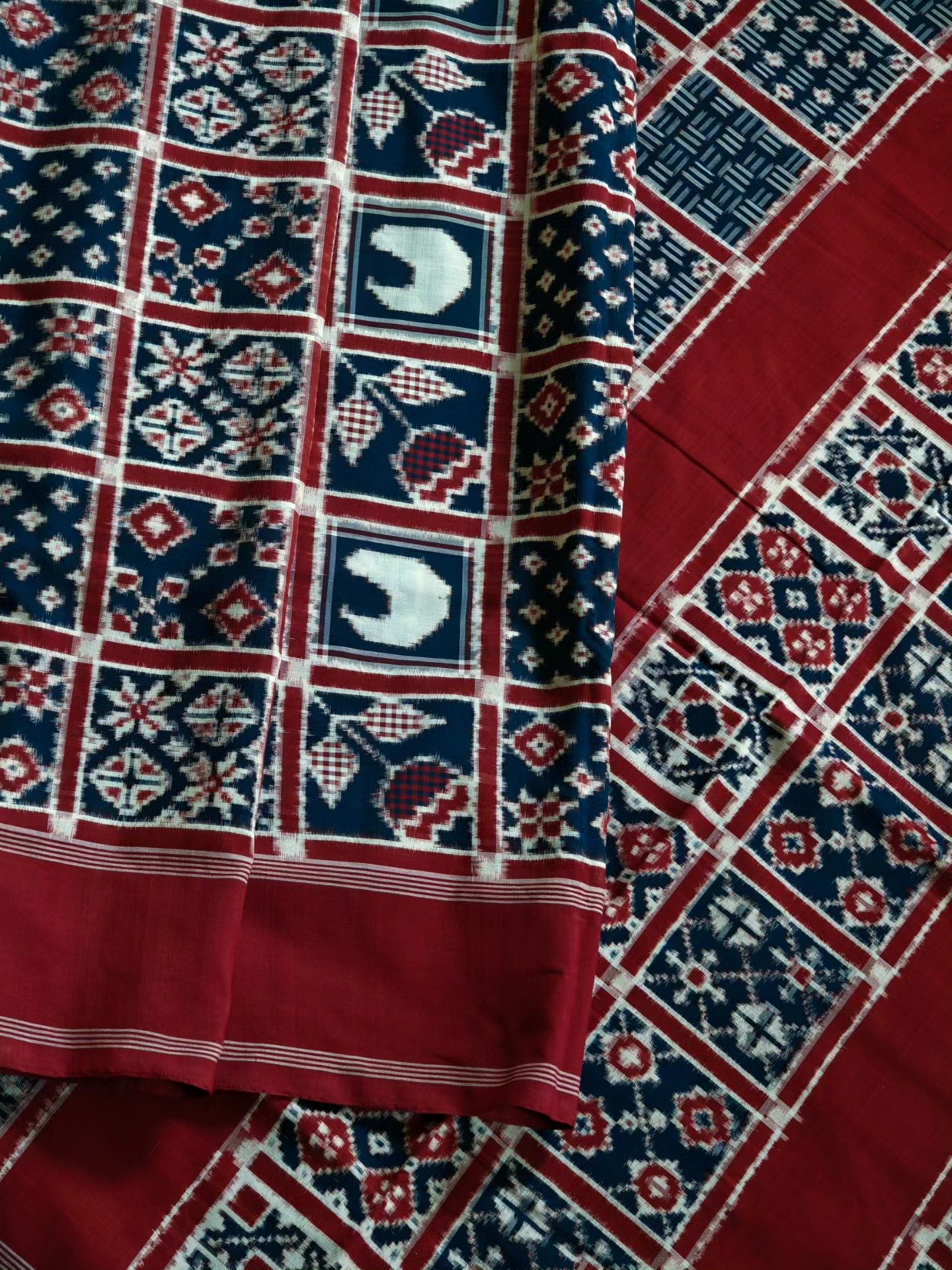 Blue Red Telia Rumal Cotton Saree