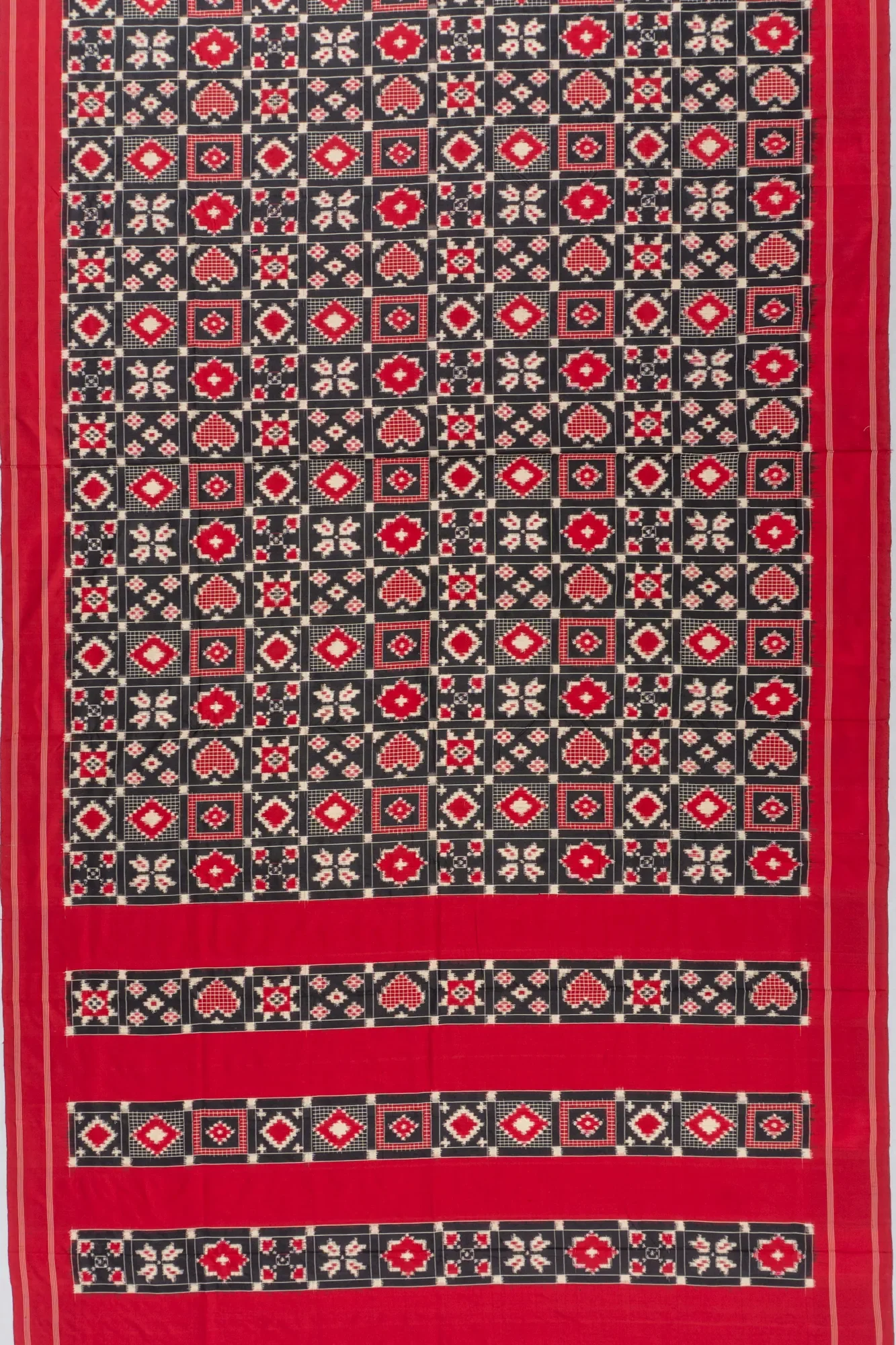12 Motifs Telia Rumal Cotton Saree - Image 2